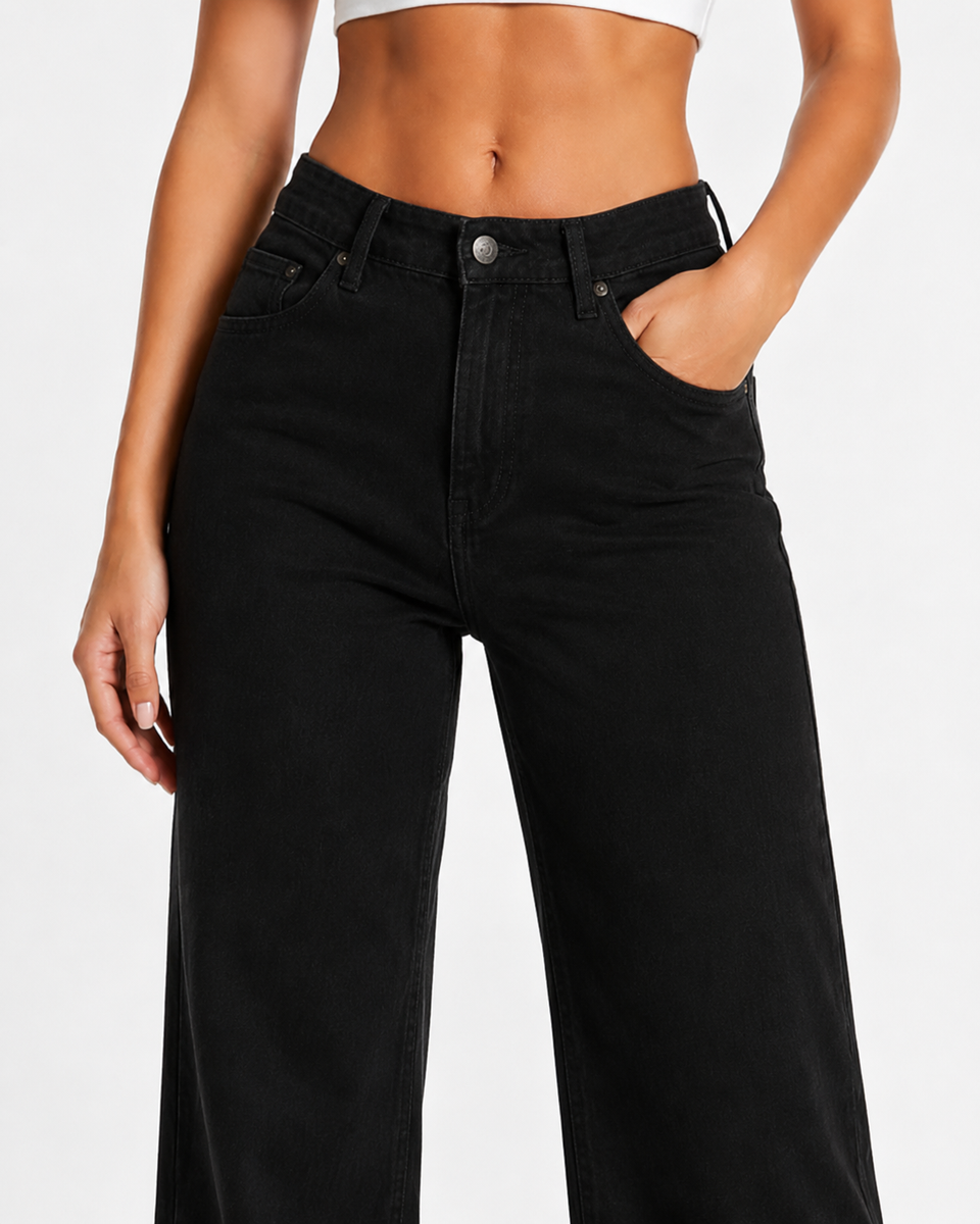 Formende High-Waist Flare Jeans